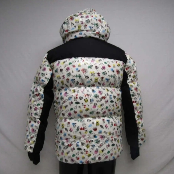 Moncler Men's Mazod Short Down Jacket Snow White sz 5. - Picture 7 of 9